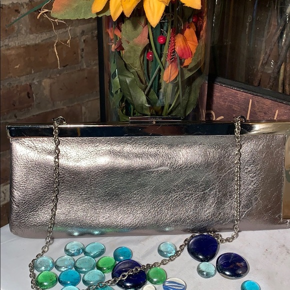 Calvin Klein Elegant Clutch Bag - Picture 3 of 8